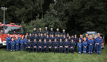 Gruppenfoto der Freiwilligen Feuerwehr Stützengrün